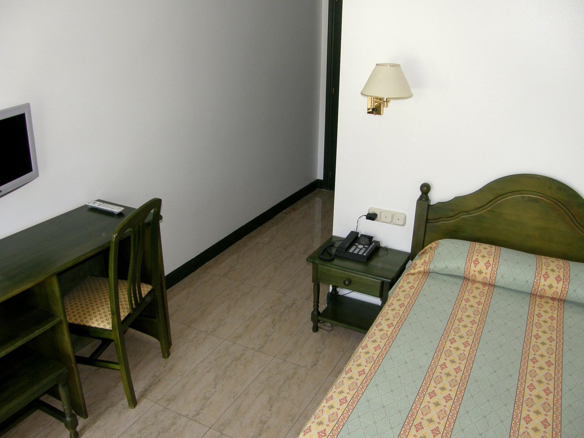 Hotel Luze Boutique Сан-Себастьян Экстерьер фото