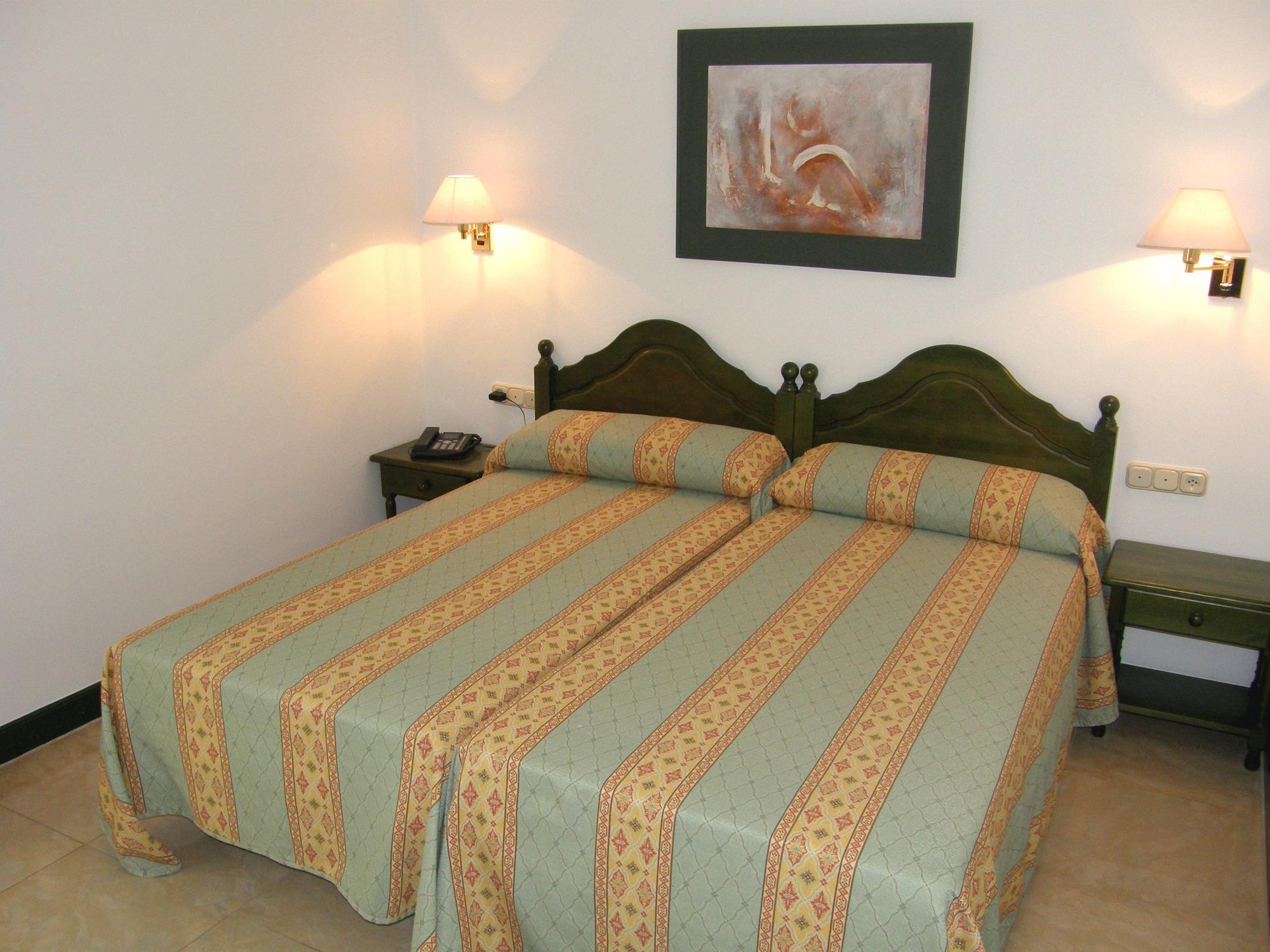 Hotel Luze Boutique Сан-Себастьян Экстерьер фото
