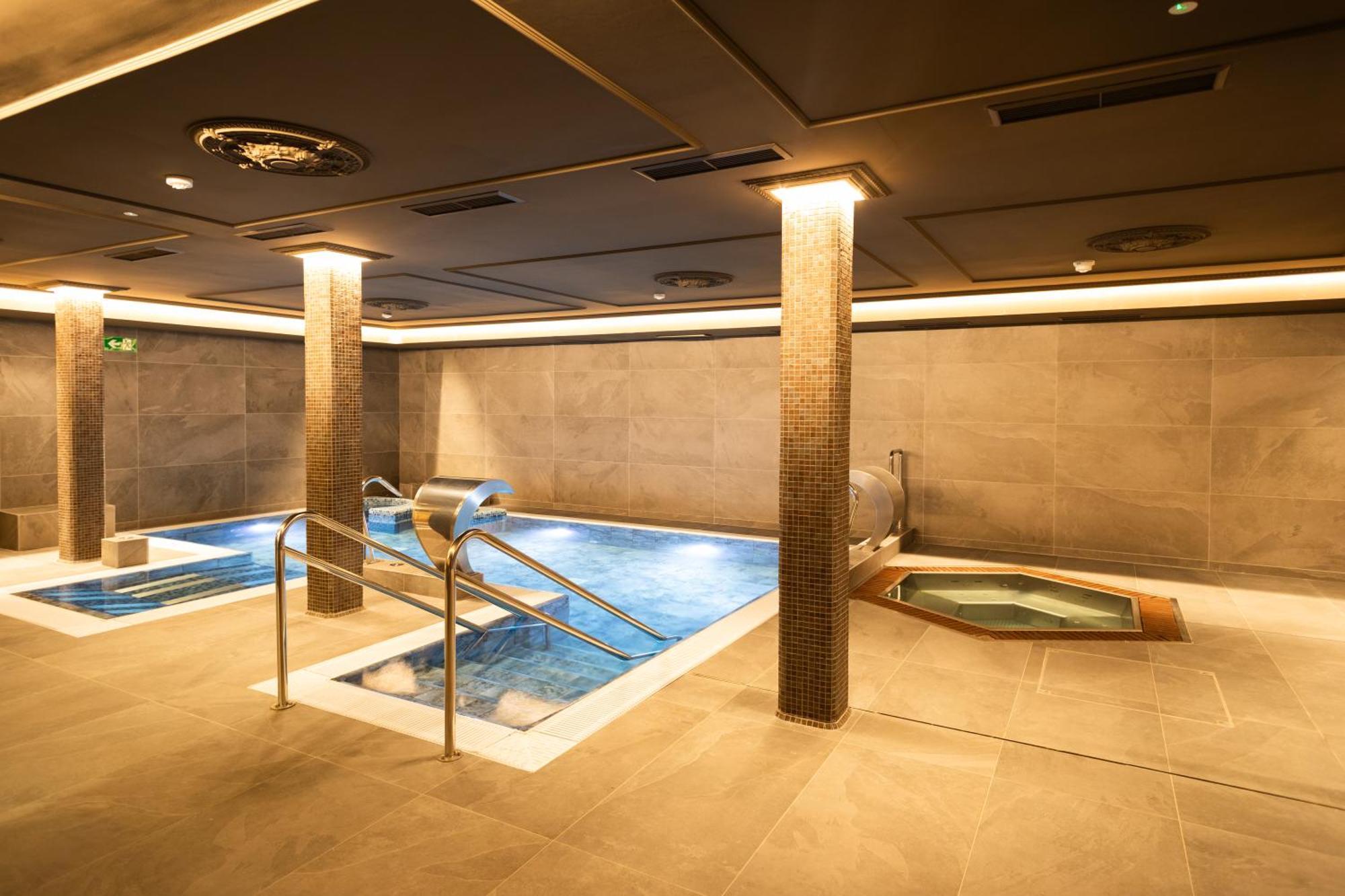 Hotel Luze Boutique Сан-Себастьян Экстерьер фото